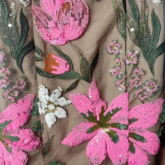 NWOT Elliatt Mesmerize Floral Sequin Maxi Dress Size Small - Picture 8 of 9